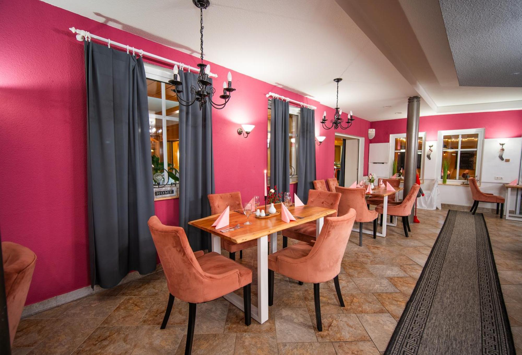 Berghotel Drei Brueder Hoehe Marienberg Kültér fotó