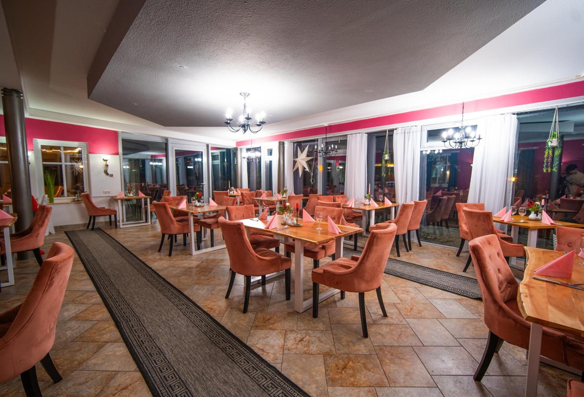 Berghotel Drei Brueder Hoehe Marienberg Kültér fotó
